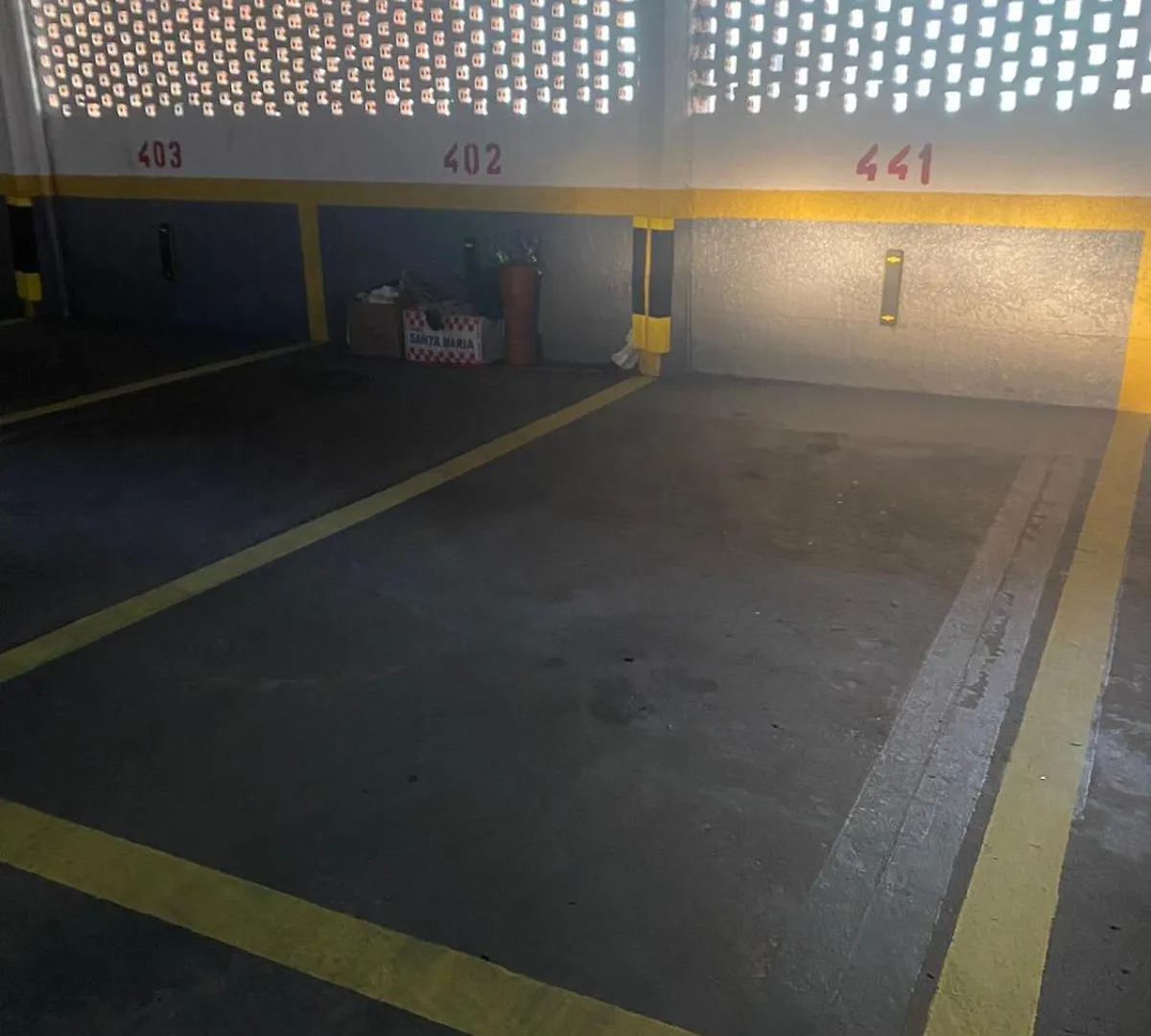 Ca01- Apto Na Quadra-Mar Da Praia Central Com Garagem Balneário Camboriú 0*,